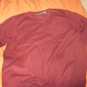 Brand New Eddie Bauer men's Fashion Light Pullover V-Neck Burgundy Sweater - Siz